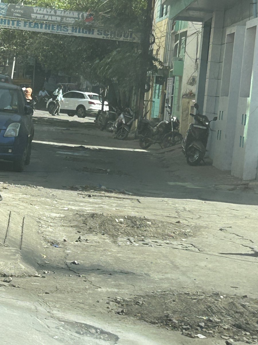 mbaswaraj's tweet photo. The silt is spreading all over the road 
No response since a week.there is a small school please do the need full as early as possible.
@DC_12Mpatnam @GHMCOnline @CommissionrGHMC https://t.co/EjpFTKbIPF