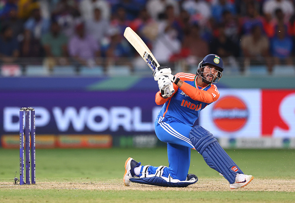 Cricket.com tweet media