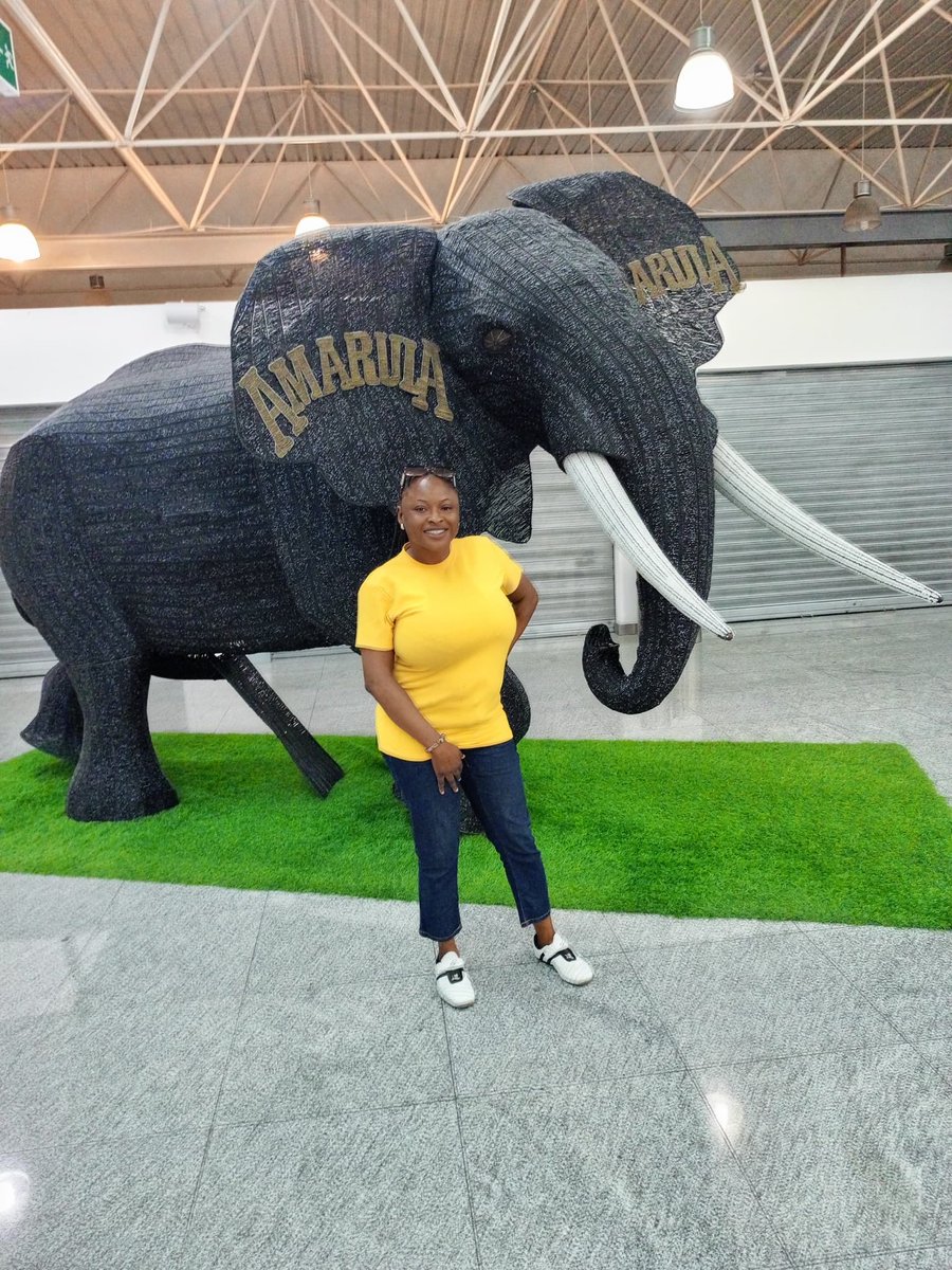 BewajiAdeyinka's tweet image. At Luanda in Angola

#Africatotheworld
#makingimpact