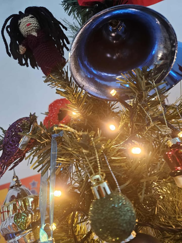 Fenella Fielding OBE tweet media