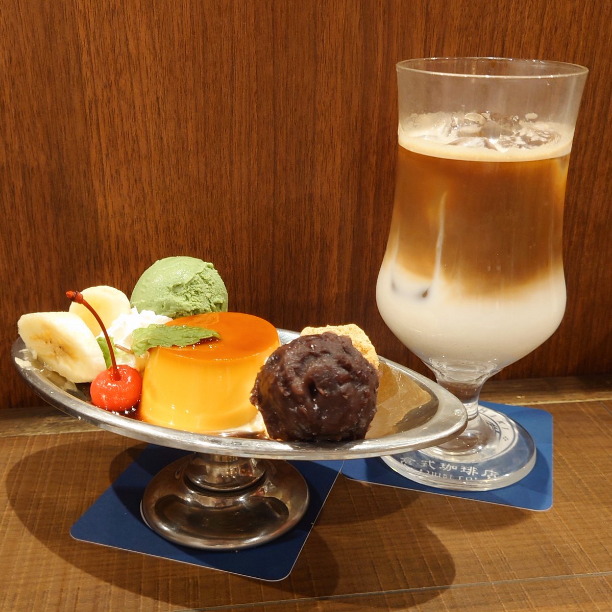 princesspurinbb's tweet photo. 荻窪駅北口から徒歩1分ほどの荻窪タウンセブン7階にある、倉式珈琲店 荻窪タウンセブン店さんの 倉シック「和」プリンアラモード https://t.co/R3DVtdiqIv