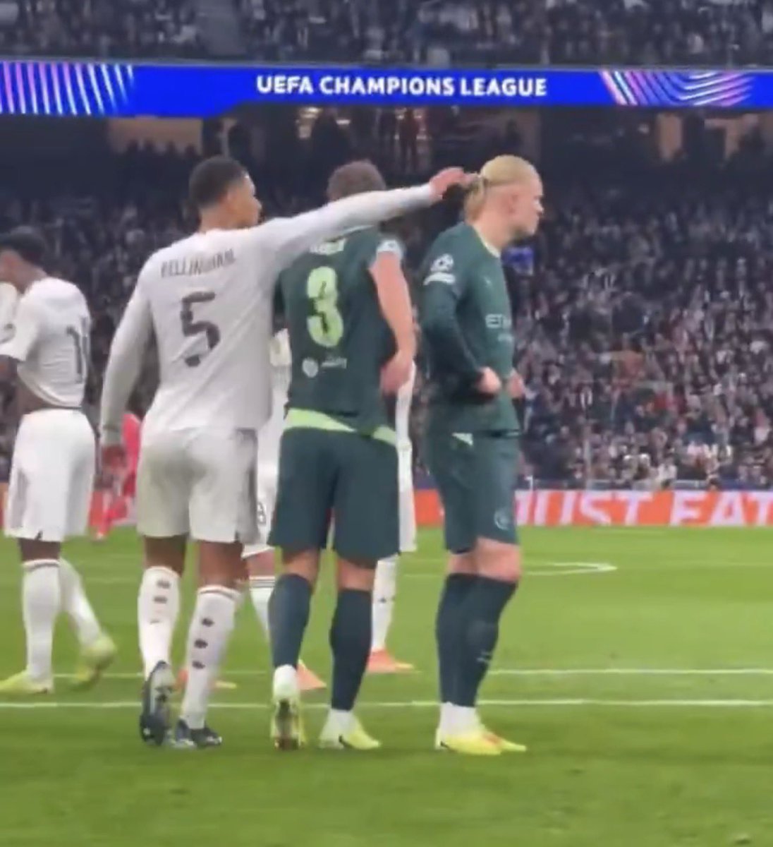 Out Of Context Football tweet media