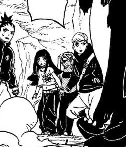 📍When InoHimaShikaCho landed, Inojin was behind Hima, but as soon as Jura approached, he hurried to put himself in front of Himawari. Always want to protect his darling 🥺