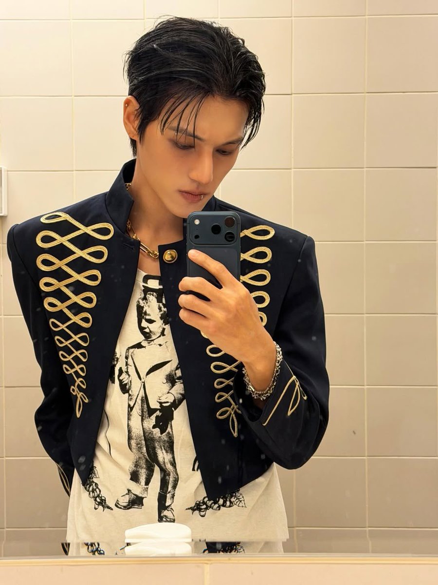 📷] 251211 | WOOYOUNG #ATEEZ #에이티즈 #WOOYOUNG