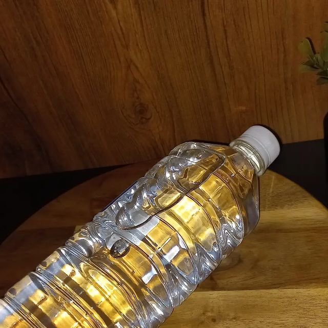 اِم وی tweet media