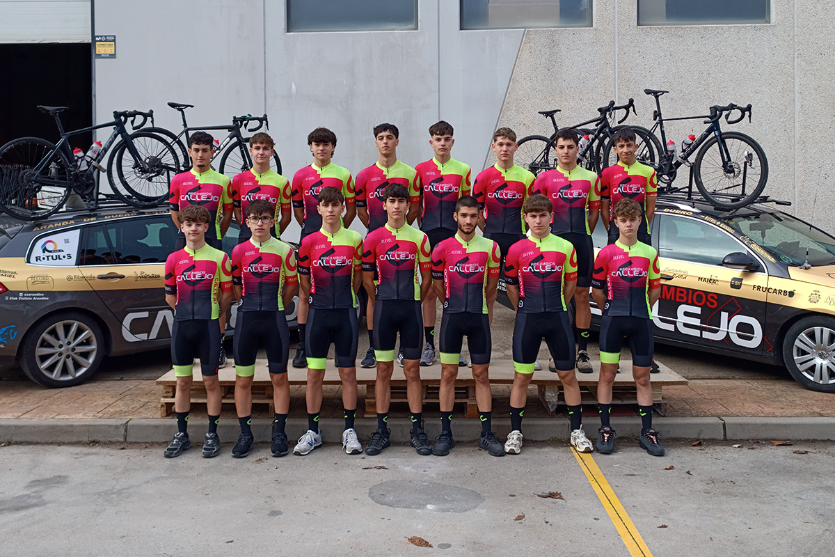 El Recambios Callejo presenta su plantilla de la temporada 2025/26 #Ciclismo <a href="/ccarandino/">ClubCiclistaArandino</a> 
burgosdeporte.com/?p=147990