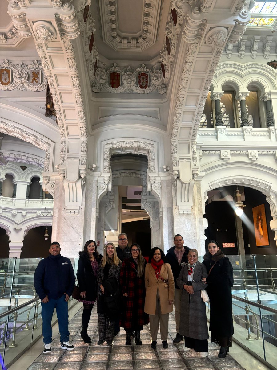 🏆 Preparándonos para la gran noche de los #PremiosNovaGob2025 en Madrid. 

💛 Gracias al <a href="/MADRID/">Ayuntamiento Madrid</a> y a Madrid Talento por la cálida bienvenida junto a <a href="/MpilarmsPilar/">Pilar Moreno Sastre</a>.

✨ Esta noche celebramos la innovación pública en la ciudad que nos acoge.
