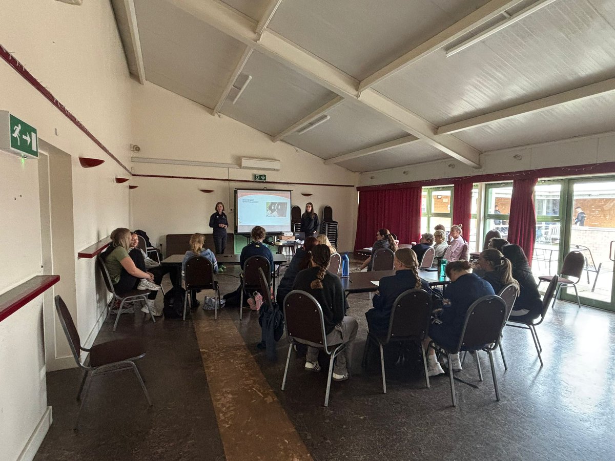 SteelbacksF's tweet image. Christmas Countdown 2/12 🎄

We had a brilliant 61 female volunteers trained in 2025 in: 

📍Coaching and Activator courses
📍Safeguarding training
📍Female only umpire course. 

If you're interested in becoming a volunteer, contact jim.hawkins@nccc.co.uk 📩