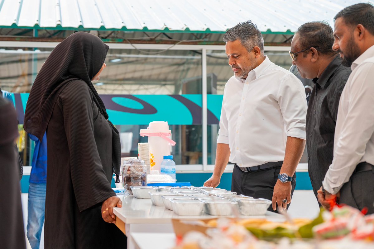 45 ވަނަ މަސްވެރިންގެ ދުވަސް ފާހަގަކުރުމަށް މޯލްޑިވްސް ފިޝަރީސް އެންޑް އޯޝަން ރިސޯސަސް މާކެޓިން އެންޑް ޕްރޮމޯޝަން ކޯޕަރޭޝަނަނުން ރ.ދުވާފަރުގައި ބާއްވާ ކާބޯތަކެތީގެ މައުރަޒު ވަޒީރު އަޙްމަދު ޝިޔާމް ހުޅުވާދެއްވައިފި.
#fishermensday2025