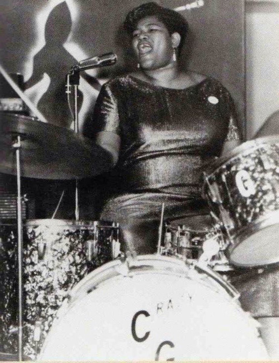 SVG__Collection's tweet image. Happy birthday to Big Mama Thornton, born on this day in 1926!

The Alabama-to-Houston blues powerhouse whose earth-shaking voice and commanding presence roared “Hound Dog” three years before Elvis and wrote “Ball ’n’ Chain” for Janis, ruling stages with raw, unfiltered soul and…