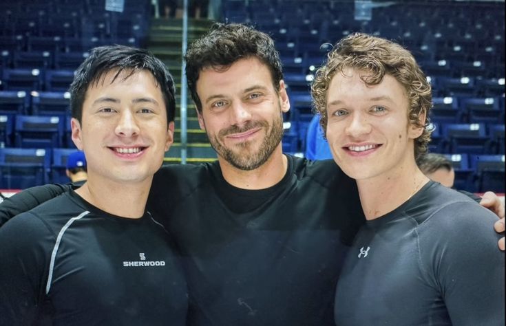 h0ellander's tweet image. super gay, gay, and the bisexual. the holy trinity everyone