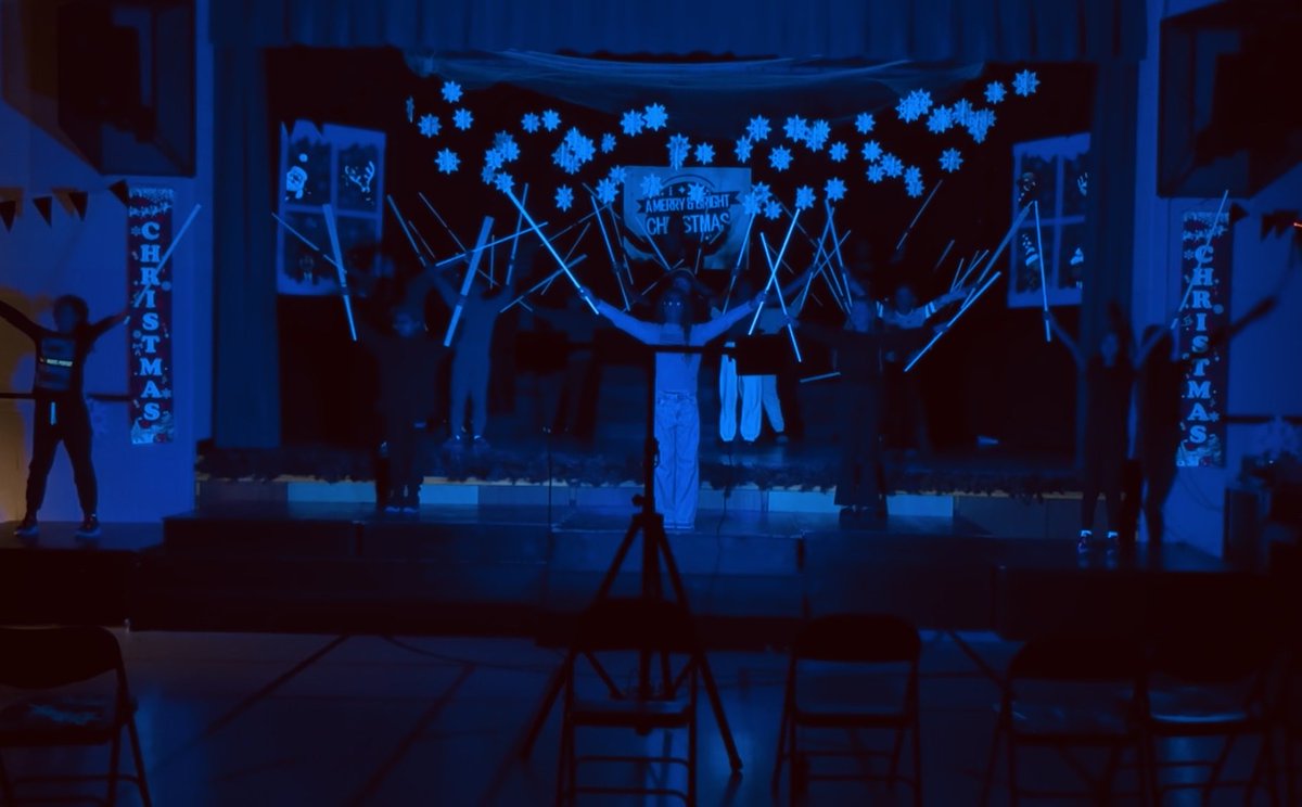 Sneak peek! Gr. 6’s are getting ready to perform a special performance of, “God Rest Ye Merry, Gentlemen.” You won’t want to miss it!
📅 Dec 17 – Two shows: 10 AM &amp; 1 PM
🎟️ Order tickets through School Cash Online before your preferred time sells out! <a href="/MetroDPCDSB/">Metropolitan Andrei School</a>