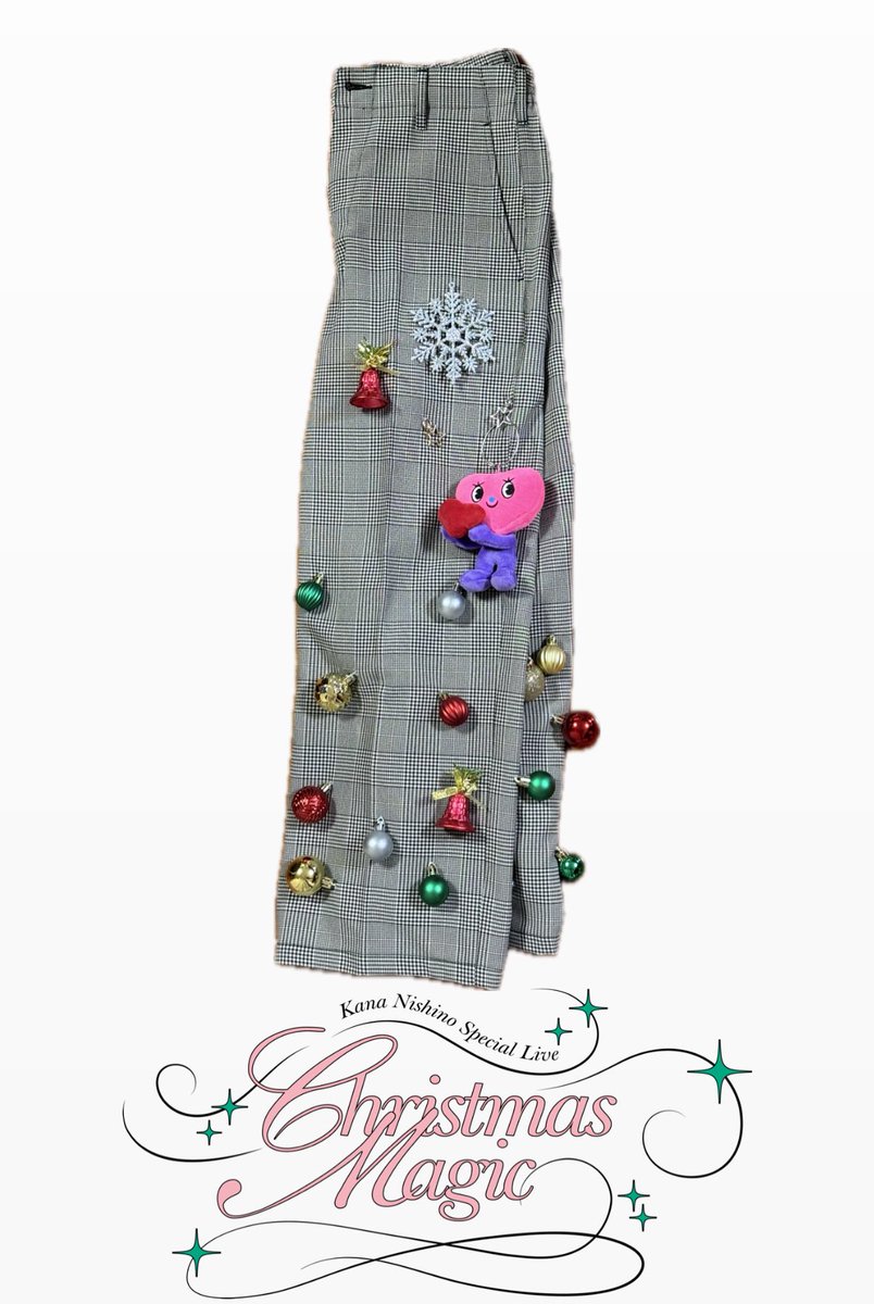 𝑪𝒉𝒓𝒊𝒔𝒕𝒎𝒂𝒔 𝑴𝒂𝒈𝒊𝒄スウェットもキラキラさせた