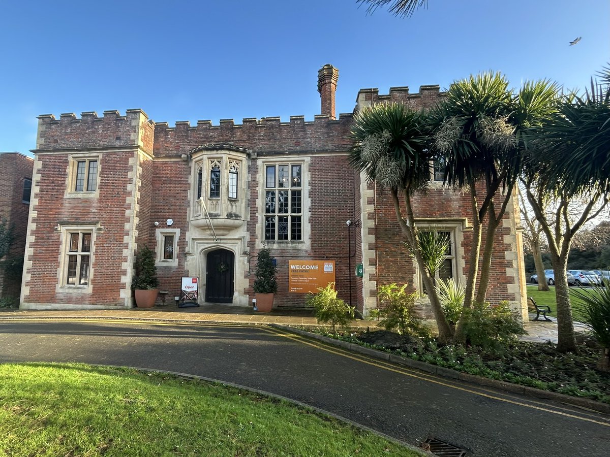 Annette Lokier tweet media