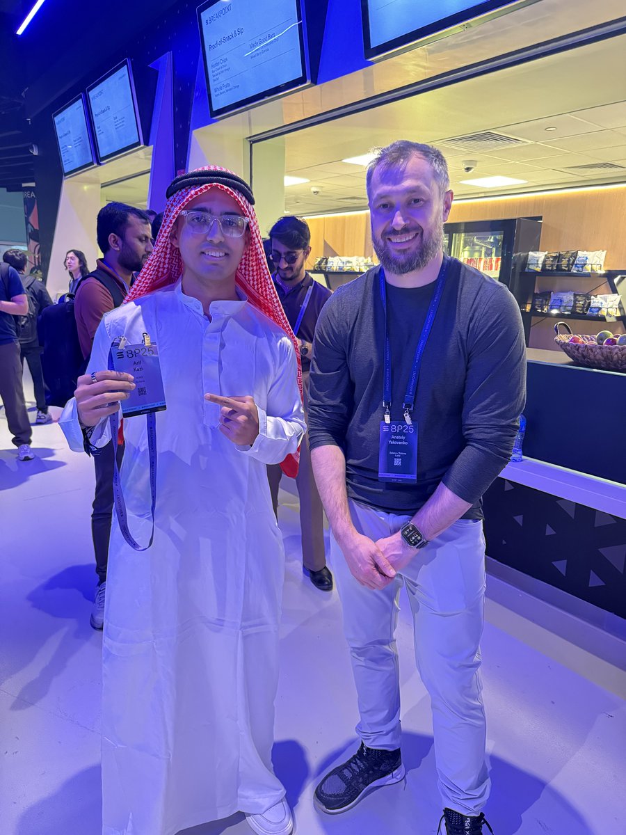 met a random phone salesman. who dis?