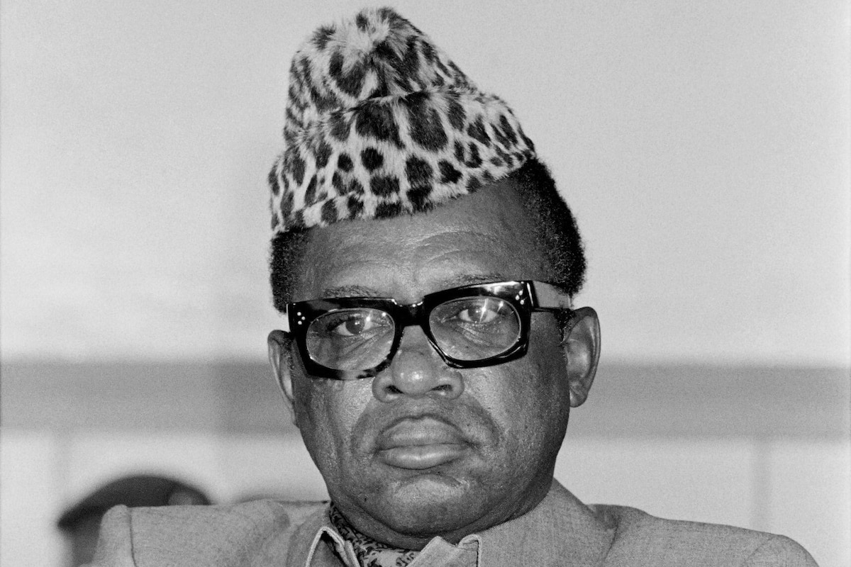 L’homme qui a honoré son pays.

Même s’il faut signer un pacte avec le diable pour restaurer l’intégrité territoriale, nous le ferons. 
Merci, Maréchal Mobutu.