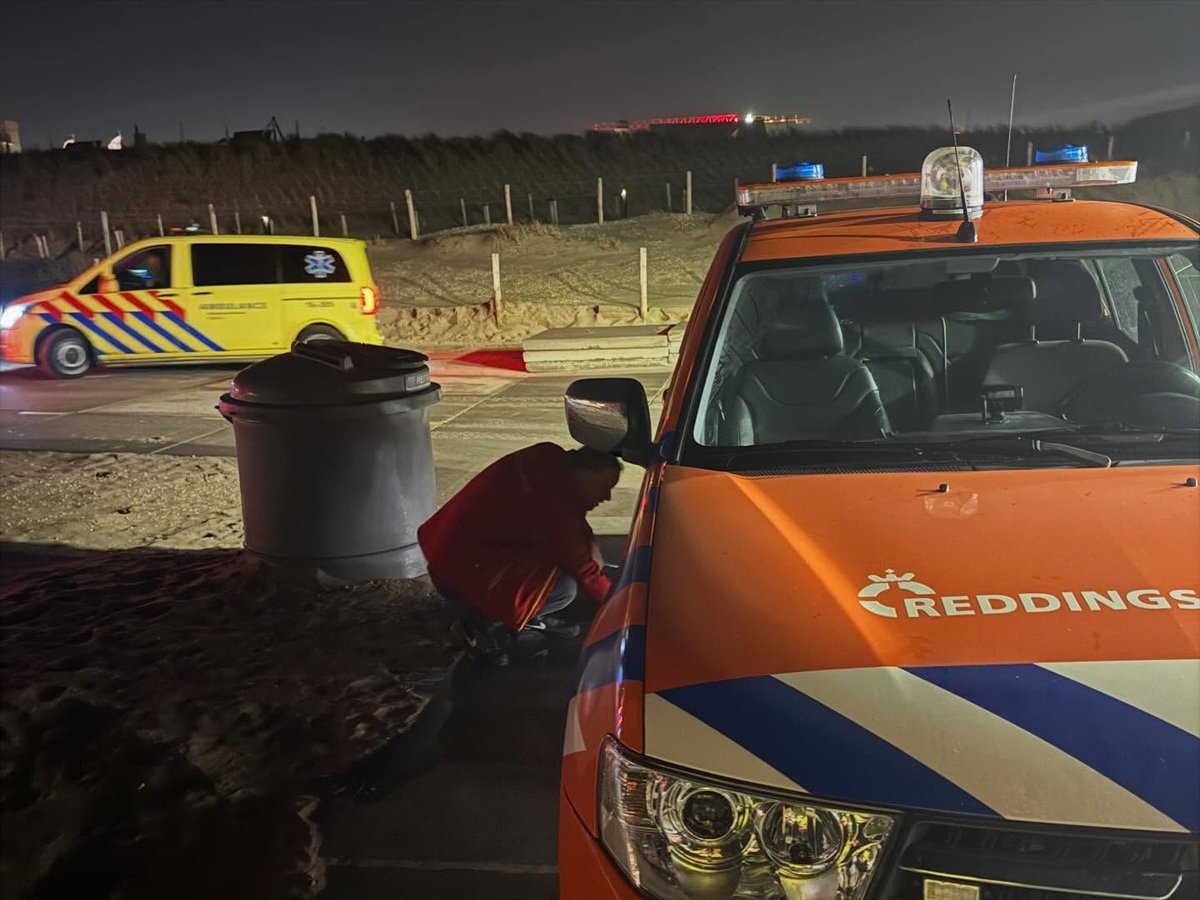 Grote zoekactie langs Noordwijkse kust: vermiste persoon terecht bollenstreekomroep.nl/grote-zoekacti…