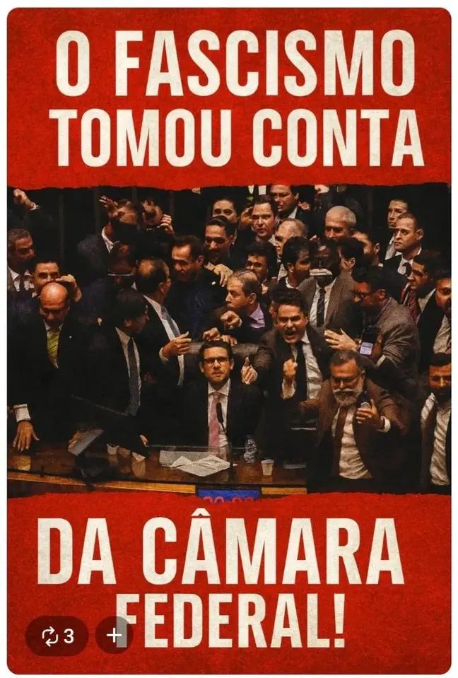 O estranho e imoral caso do <a href="/HugoMottaPB/">Hugo Motta</a> pres. da Câmara que garantiu a posse da mesa por DOIS DIAS pelo bando de EXTREMISTAS, quer cassar o DEPUTADO Glauber mas se RECUSA a fazer o mesmo com os GOLPISTAS <a href="/CarlaZambelli_/">Carla Zambelli</a>, <a href="/BolsonaroSP/">Eduardo Bolsonaro🇧🇷</a> e <a href="/delegadoramagem/">Alexandre Ramagem</a>, três CRIMINOSOS de fato.