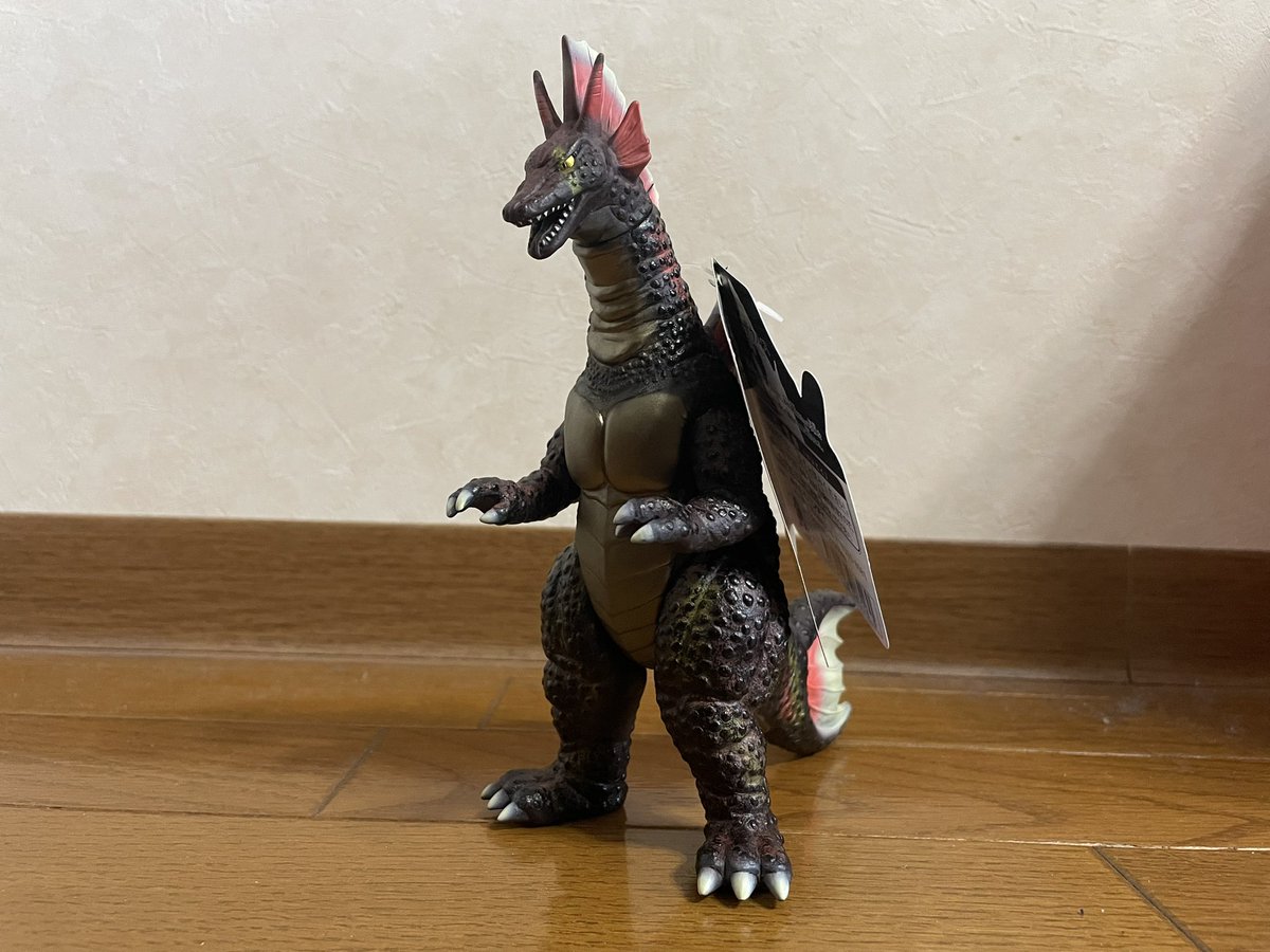 ゴジラ・ストア限定チタノザウルスの ムビモンも手元に届きましたww 劇
