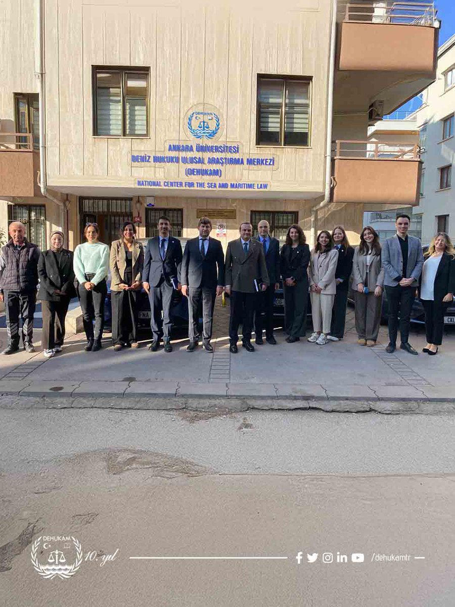 Ankara Üniversitesi Rektör Yardımcısı Prof. Dr. Kaan Orhan DEHUKAM’ı Ziyaret Etti.

Detaylı bilgi için:
dehukam.org/2025/12/11/ank…