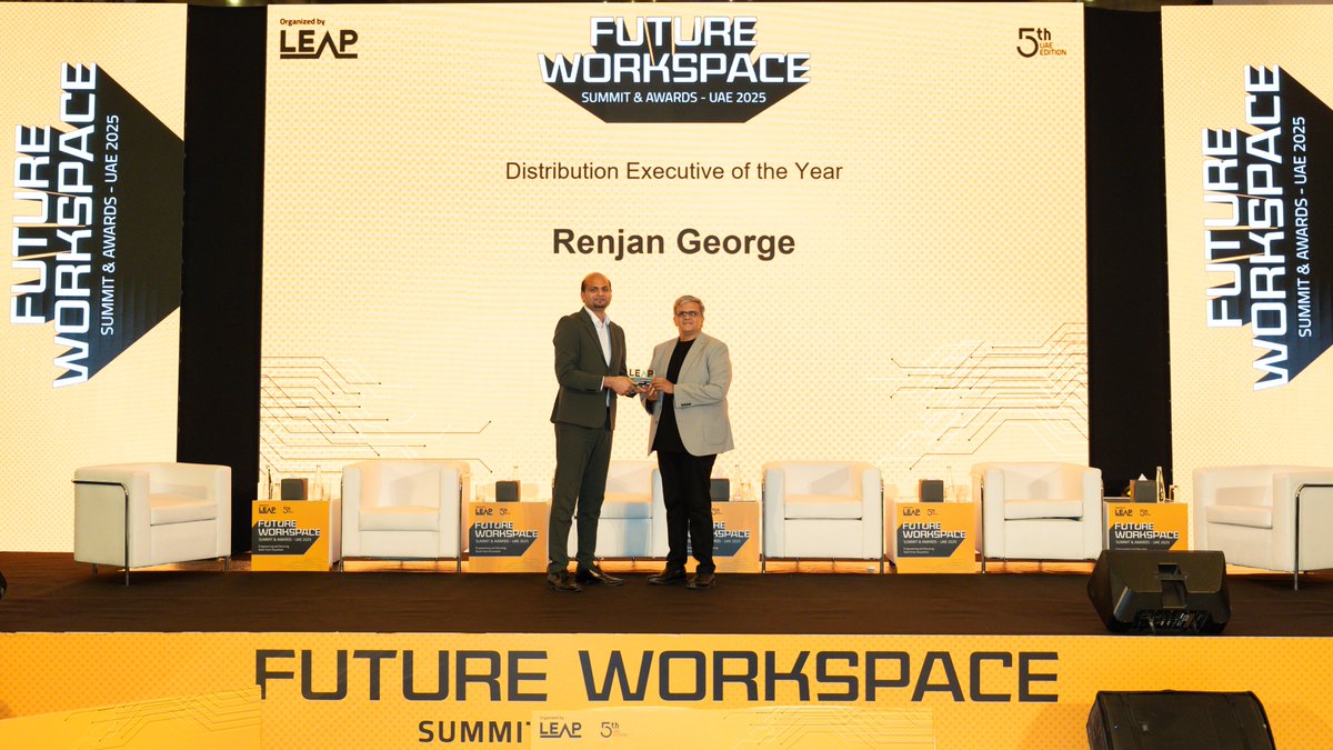 DvcomTechnology's tweet image. DVCOM takes the spotlight at the Leap Future Workspace Awards! 
@DvcomTechnology  won the "UC &amp;amp; Collaboration VAD of the Year award". @Yeastar was also awarded the "Enterprise Infrastructure Vendor of the Year". 
Driving the UC ecosystem forward across the UAE &amp;amp; GCC.
#DVCOM #UC