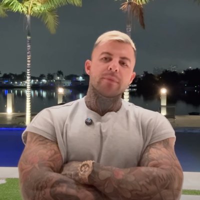 Así me siento cada vez que me tomo un batido de proteínas después del gimnasio: