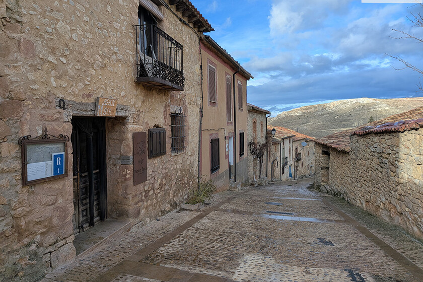 Así es la verdadera cocina rural: cómo dar de comer muy bien en un recóndito pueblo de Soria de solo 14 habitantes motorpasion.com/p/332617