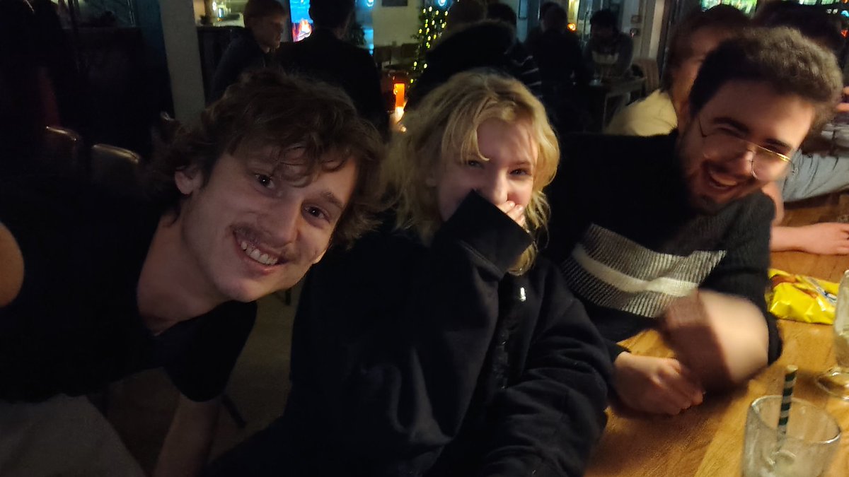 MKH | Hugnable tweet media