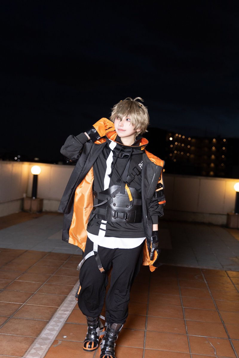 めろ様 希少なローズゴールドモデルが入荷いたしました。『クロノマスター