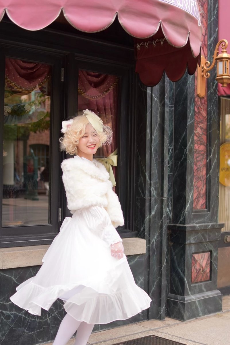 おしゃれキャット公開日なので ダッチェスとマリーの仮装も😌🎀🎀 #D