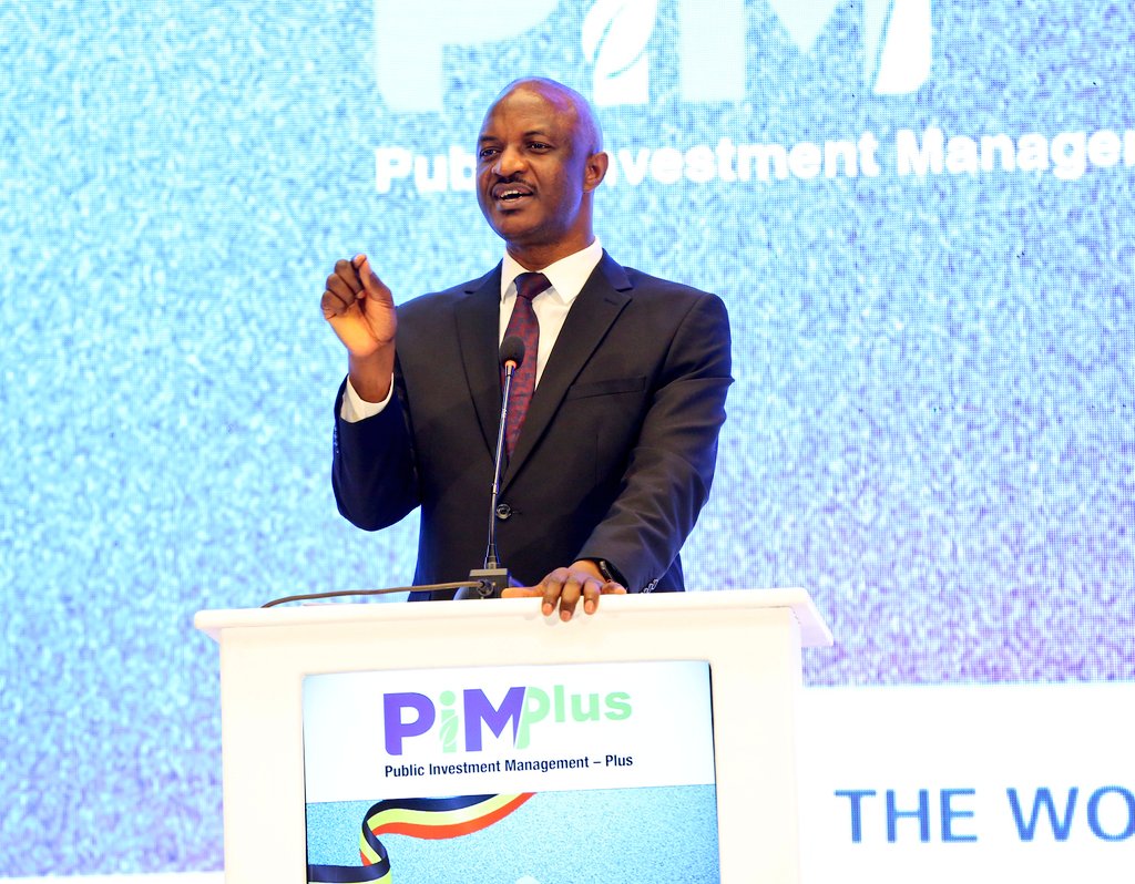 mofpedU's tweet photo. USD 200 MILLION WORLD BANK FUNDED PIM PLUS OPERATION LAUNCHED:

The Permanent Secretary and Secretary to the Treasury (PSST), Dr. @rggoobi has today launched the PIM PLUS Operation, a programme designed to reform and redefine how Government plans, prepares, executes and manages public investments.

This World Bank funded facility will be disbursed upon the achievements of agreed Disbursement Linked Indicators (DLIs) and Intermediate Results Indicators (IRIs).

The PSST said this arrangement will ensure resources are earned not by spending, but by improving processes and Institutions.

“PIM PLUS is a Program for Results (PforR). It utilizes our own systems and disburses funds only when we achieve and verify the agreed upon results,” said the PSST adding that this result-driven approach makes PIM-PLUS more accountable, empowering, and aligned to strengthening government institutions to deliver real outcomes.

This program is expected to address the persistent and entrenched bottlenecks in the Public Investment Management including; weaknesses in project preparation, execution, monitoring, maintenance, asset management and climate-related losses estimated at over USD 140 million annually.

Under PIM PLUS, USD 40 million will go towards facilitating the Project Preparation Facility under @NPA_UG while USD 160 million is for financing investment projects to achieve NDP IV and Tenfold Growth targets through implementation of the ATMS and their enablers.

The World Bank in their statement congratulated Uganda on achieving this milestone and pledged to continue supporting the Government of Uganda to improve the way it designs and implements public investment projects.