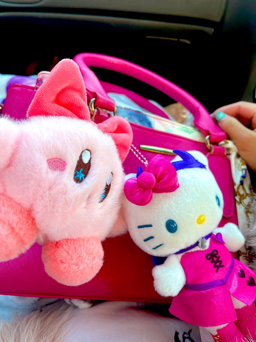 あや様*.゜ ママさん達からは近寄ってこないのに 子供達からは私が身につけてる