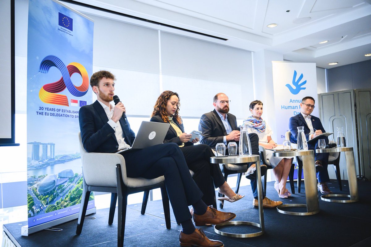 EUinSingapore's tweet photo. Human rights apply equally online and offline:

The 2025 EU Human Rights Day Seminar in 🇸🇬 focused on the impact of new technologies on human rights.

Opening with remarks from 🇪🇺 Commissioner Michael McGrath & Ambassador Artis Bertulis, discussions focused on tracking risks and biases in AI, and bridging the digital divides.

Our thanks to our keynote speakers from @UNICEF & @UNDP, to our expert panellists, and to our guests.

#humanrightsday #hrd2025 #eu4humanrights