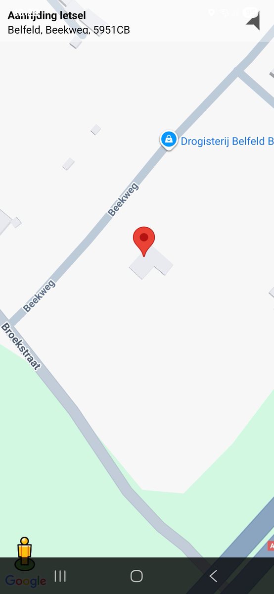 Aanrijding met letsel op Beekweg, Belfeld