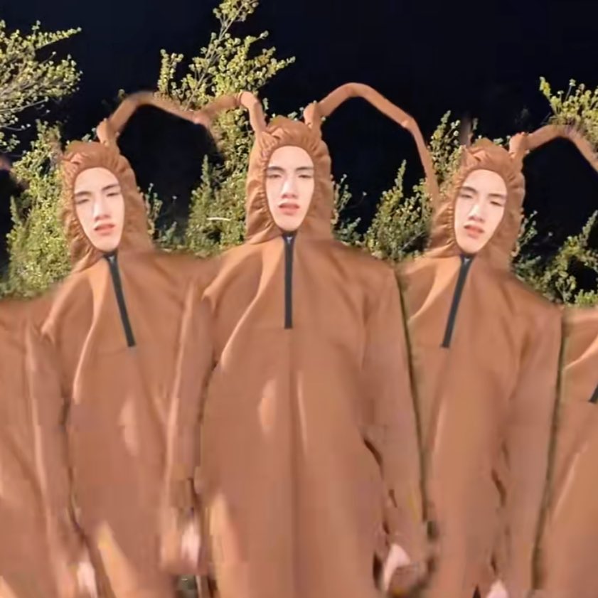 🌞                                    🌕

#PHUTATCHAI