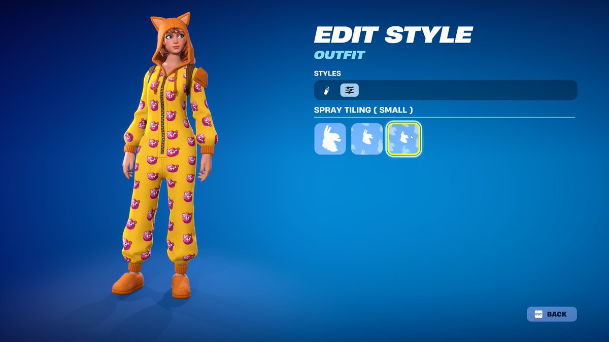 FNPhotixel's tweet image. The new onesie skin is customizable with ANY spray you want!

(Images from) [@FireMonkey]