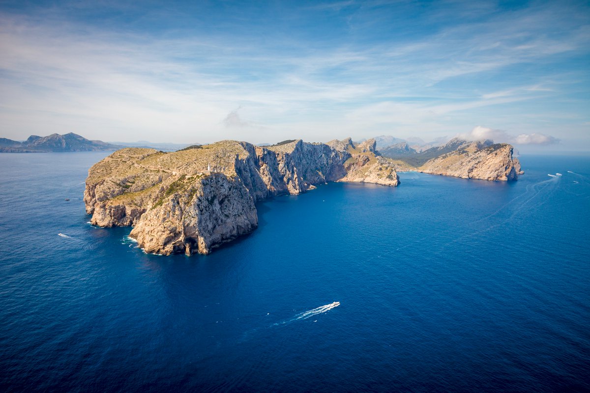 😍Cap de Formentor

📷 Micer Studio

<a href="/MallorcaTourism/">Fundació Turisme Responsable de Mallorca</a>