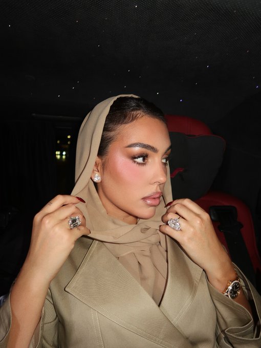 خواتم خطوبة خيالية خطفت الأضواء: أبرز مجوهرات مشاهير 2025.. من برأيك صاحبة الخاتم الأجمل؟ 