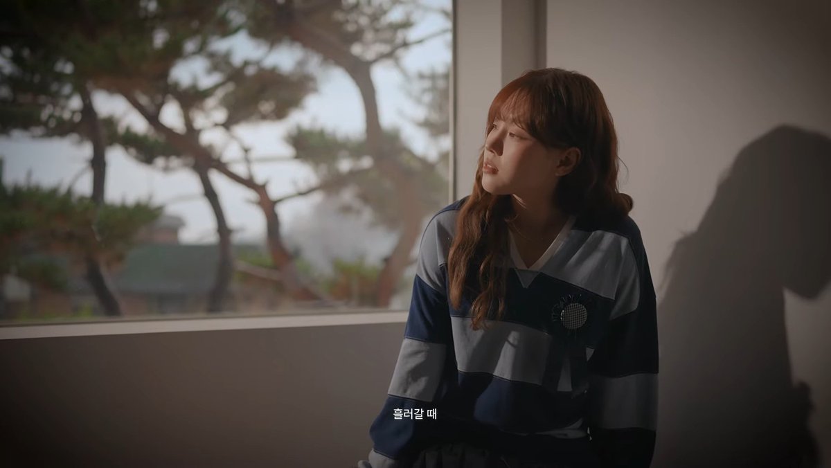 warmbitcs's tweet image. The beauty of our main vocalist and center, kim chaehyun from kep1er, everyone! 🍂

Chaehyun Digital Single Release
#김채현_넌날잊지못할거야_발매 
#YouWontBeAbleToForgetMe_OutNow
#CHAEHYUN #김채현 #케플러