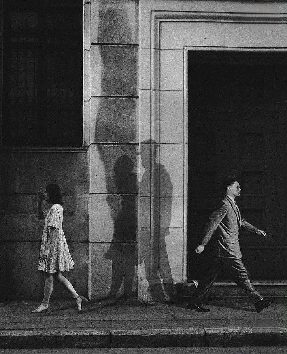 Scorpio27023158's tweet image. (...) Un imprevisto
è la sola speranza.
Ma mi dicono
che è una stoltezza dirselo.

Eugenio Montale, “Prima del viaggio”, da Satura.

Thurshade-day