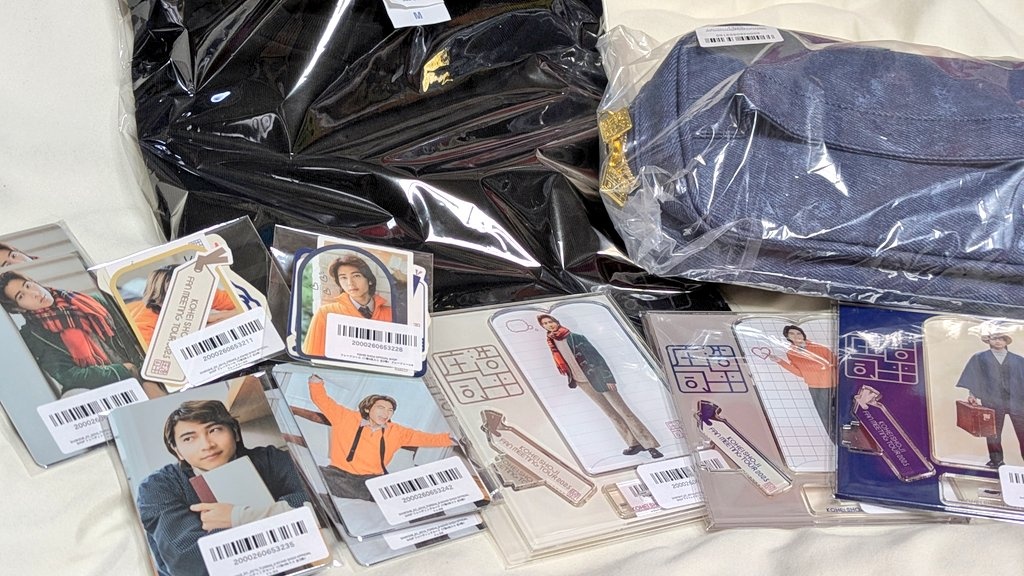 庄司くんのファンミグッズ漸く開封!!! まずは東京公演の配信チケ購入し