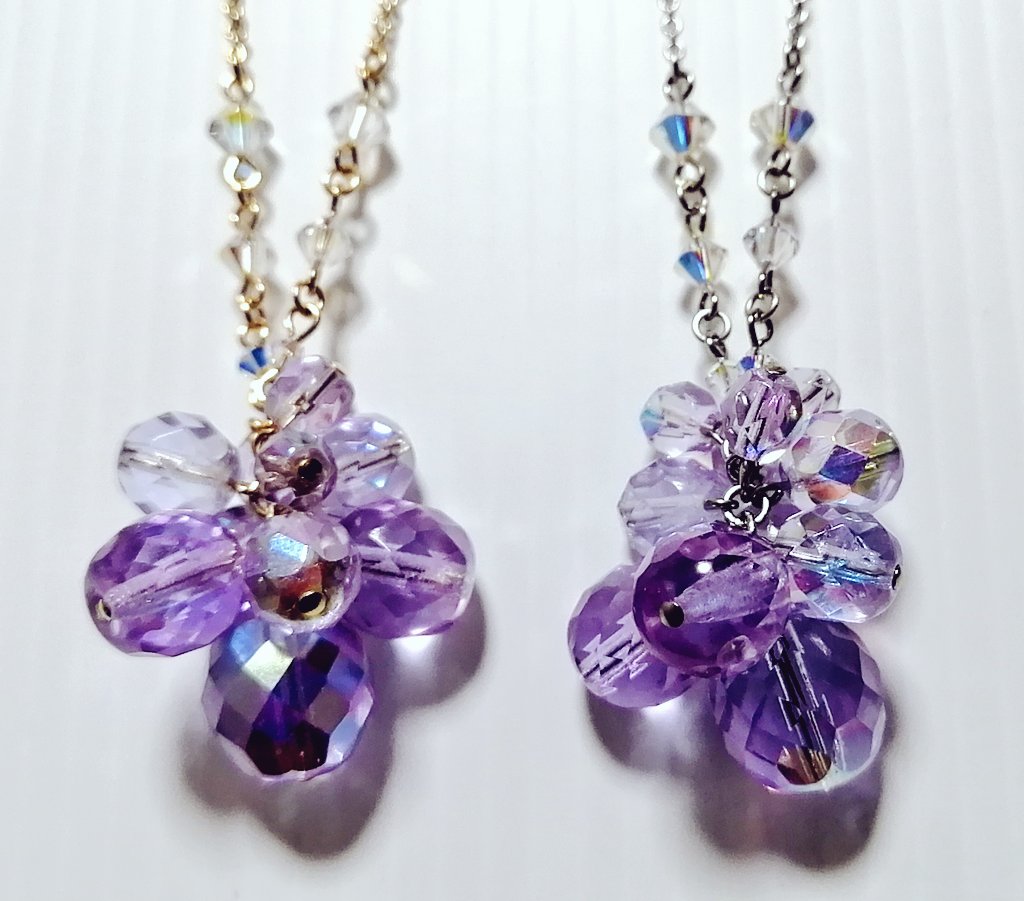 Sin_handmade's tweet image. 今週末は #クリエーターズマーケット ！

ポートメッセなごや3号館
No.C-457,458,459
苺きゃんどる×WF×Micro
@miama_yua
@11Micro27

私はビンテージガラスの一粒ネックレス、羽根のバッグチャームをはじめたくさんのアクセサリーを並べます。
よろしくお願いします！

#クリマ
#wfbysin