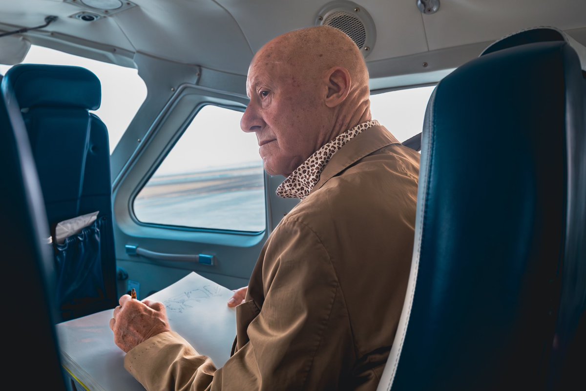 المعماري العالمي #نورمان_فوستر يطل على إبداعه عن قرب في جولته الأولى في وجهتي البحر الأحمر وأمالا، بعد أن تحوّلت رؤيته المعمارية من تصورات على الورق إلى واقع حي