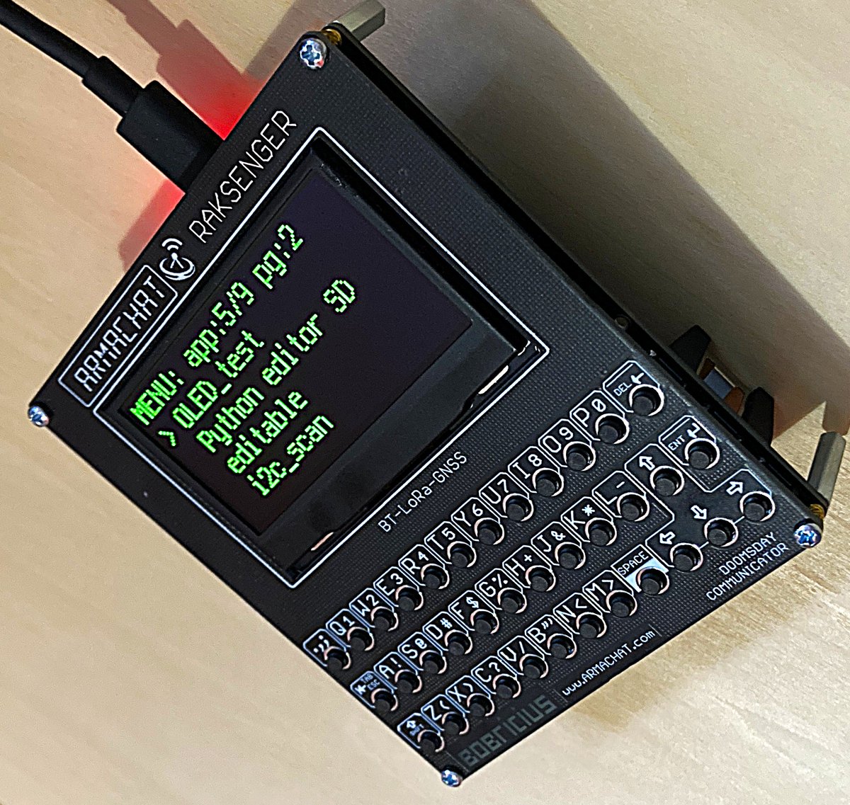 bobricius's tweet image. #Raksenger based on @RAKwireless  now with #circuitpython DOS aka Doomsday Operating system:
-Boot menu
-Calculator
-Onboard python editor
-matrix keyboard
Working on LoRa messenger
WisBlock RAK19001+RAK4631
tindie.com/products/6425/ 
#meshtastic #armachat 
@NordicTweets #nrf52840