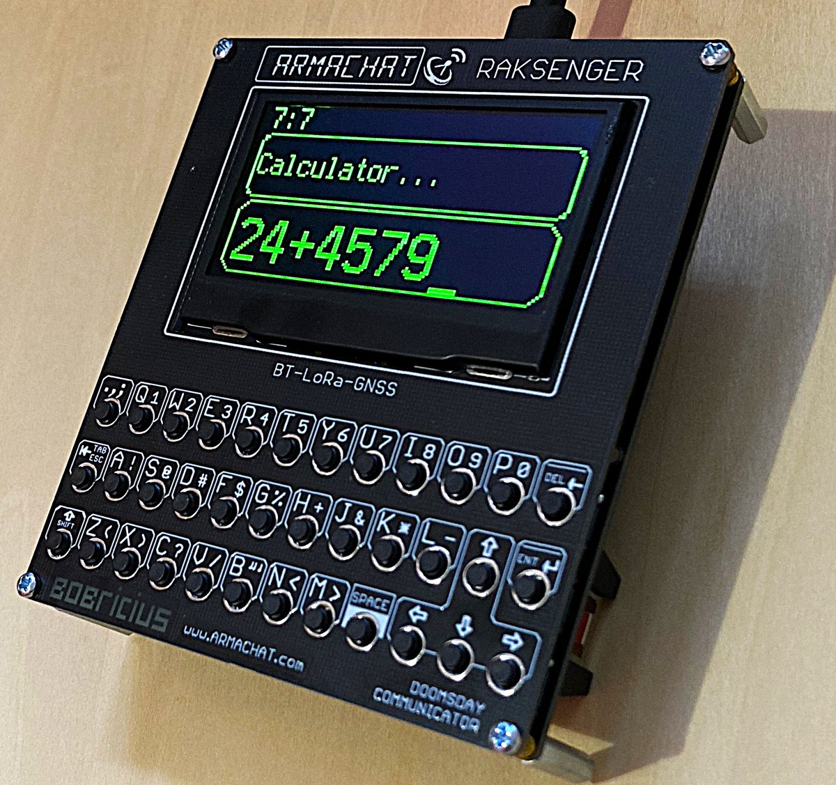 bobricius's tweet image. #Raksenger based on @RAKwireless  now with #circuitpython DOS aka Doomsday Operating system:
-Boot menu
-Calculator
-Onboard python editor
-matrix keyboard
Working on LoRa messenger
WisBlock RAK19001+RAK4631
tindie.com/products/6425/ 
#meshtastic #armachat 
@NordicTweets #nrf52840