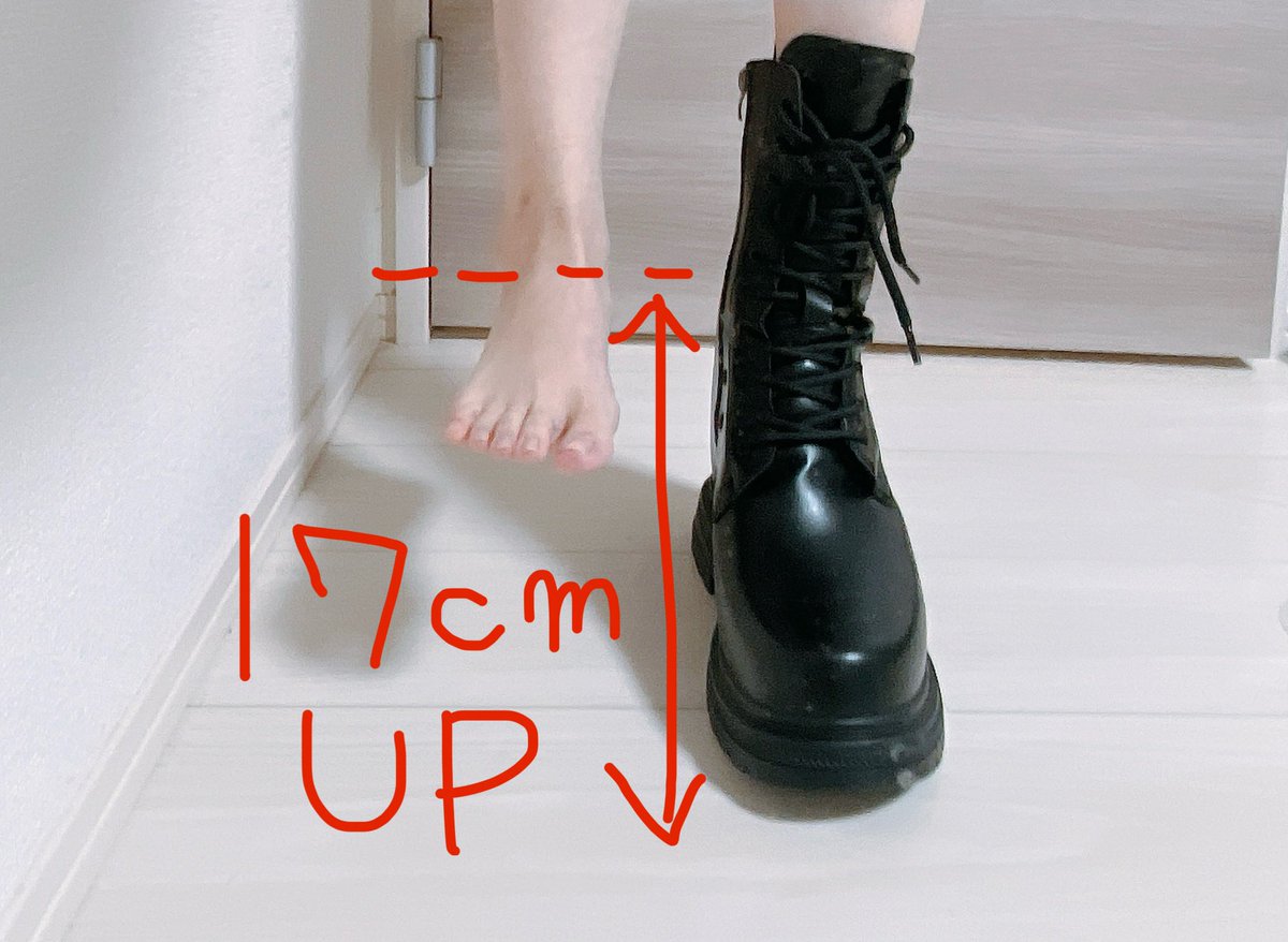 みんなみて‼️ ✨153cmが170cmになる夢の身長盛りブーツ買った✌️
厚底感一切なし‼️なのに17cmもUP😭✨
ちと大きめだから前にズレてアキレス腱負担かかる感じはあるけど詰め物したらいい感じにフィットしそう！
しかも歩きやすくて軽い！撮影にぴったり！めっちゃ良い買い物した🫶
リプに詳しく書くね⬇️