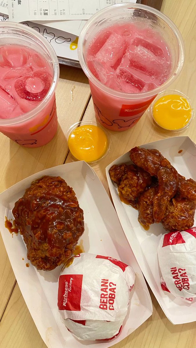 smgtysyg's tweet image. SAVE THIS!! Food promo special 12.12 event &amp;amp; hari jumat 

– a thread