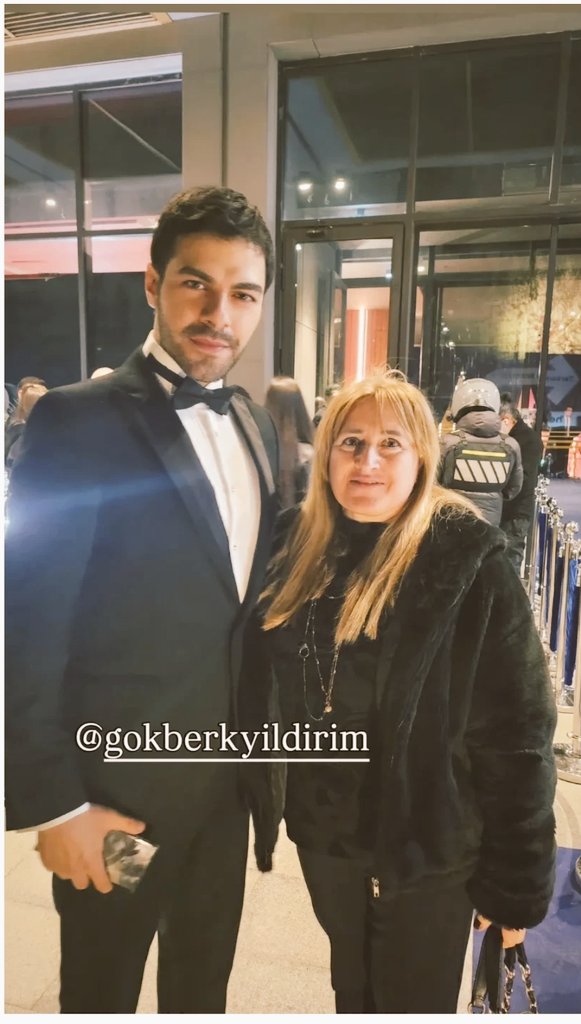 gyazarbaycan's tweet photo. Shorena Chxvirkia IG hekayə paylaşımı ✨
#GökberkYıldırım #GQMENOFTHEYEAR2025 #GQMen https://t.co/DnNWJ0bRhW