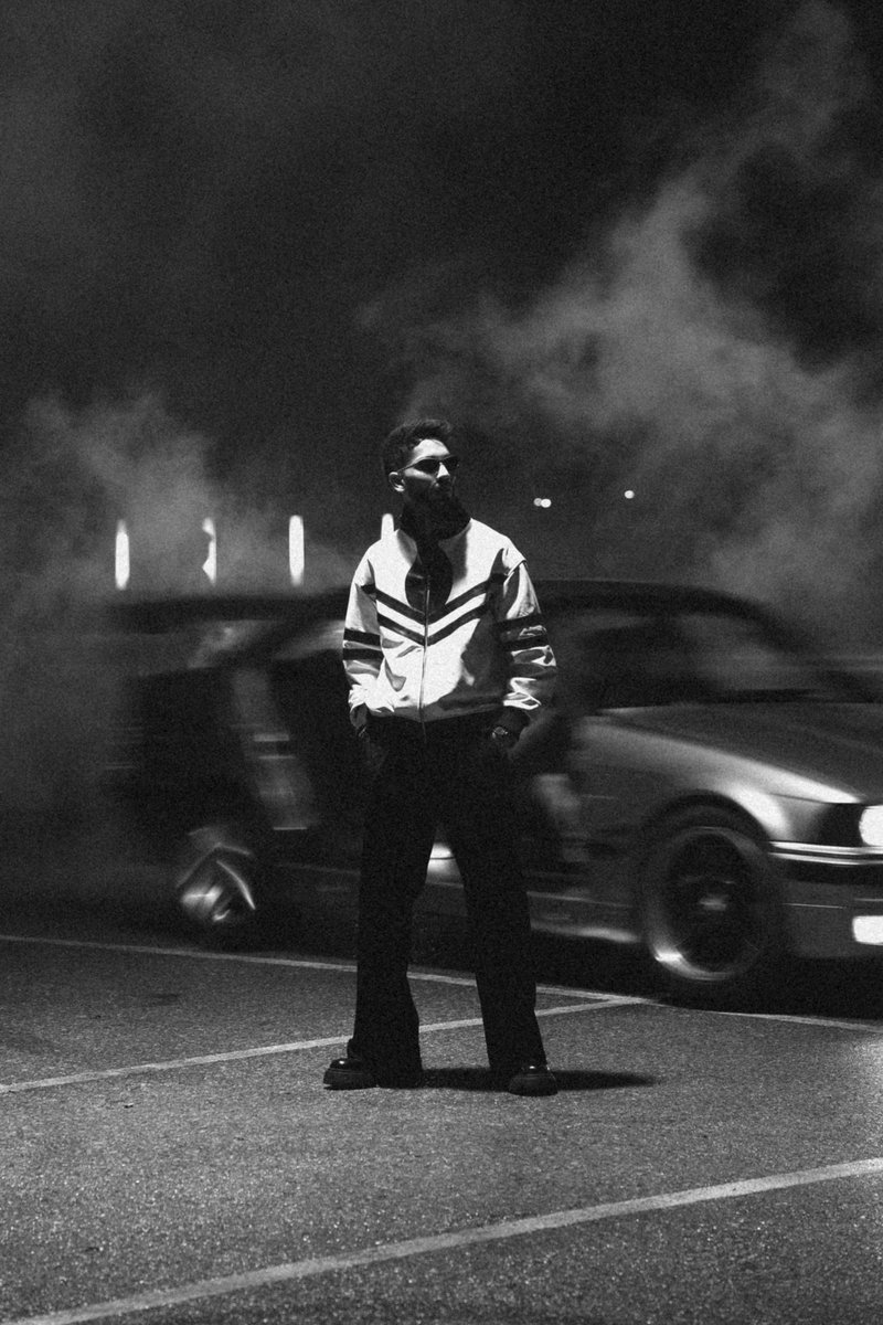 talhahanjum's tweet image. 2 Million on my latest drop Hawa Aney De 🙏🏽💯 youtu.be/tX5Frxt9U98?si…