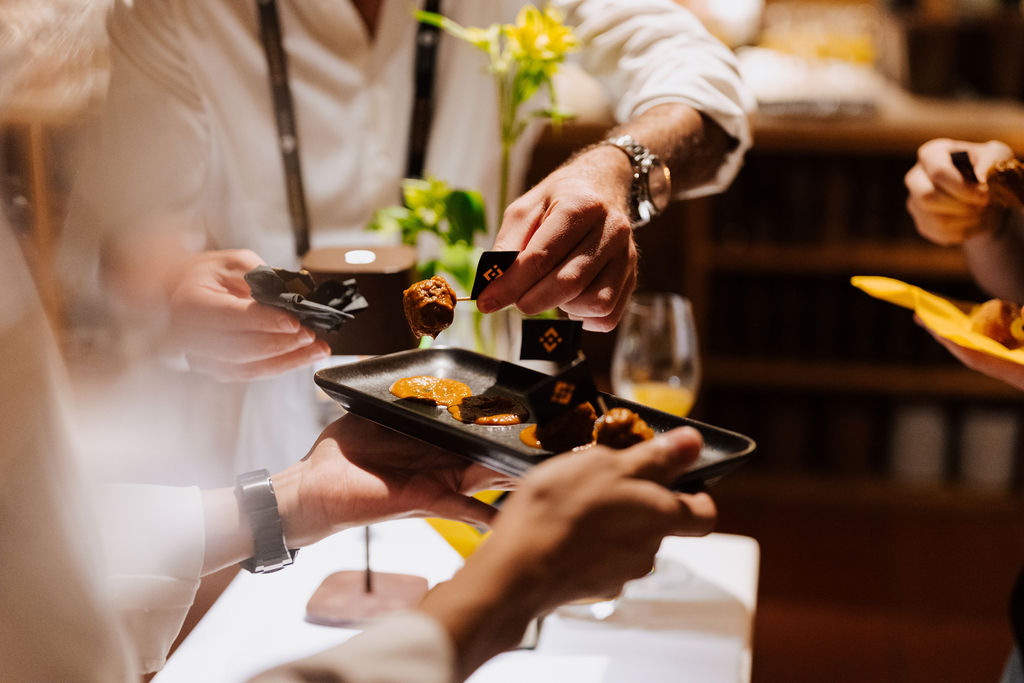 BinanceVIP's tweet image. A look into our exclusive VIP Cocktail Reception, hosted as we wrapped up another landmark #BinanceBlockchainWeek 

A space to connect, collaborate, and celebrate shared successes. That’s #InsideBinanceVIP 

Learn more 👉binance.com/en/vip-institu…